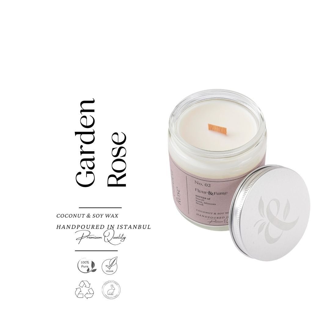 Garden Rose - Kokulu Premium Mum - Taze Gül Bahçesi ve Zarif Çiçeklerin Büyüsü